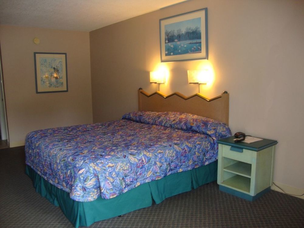Shining Light Inn & Suites Kissimmee Chambre photo